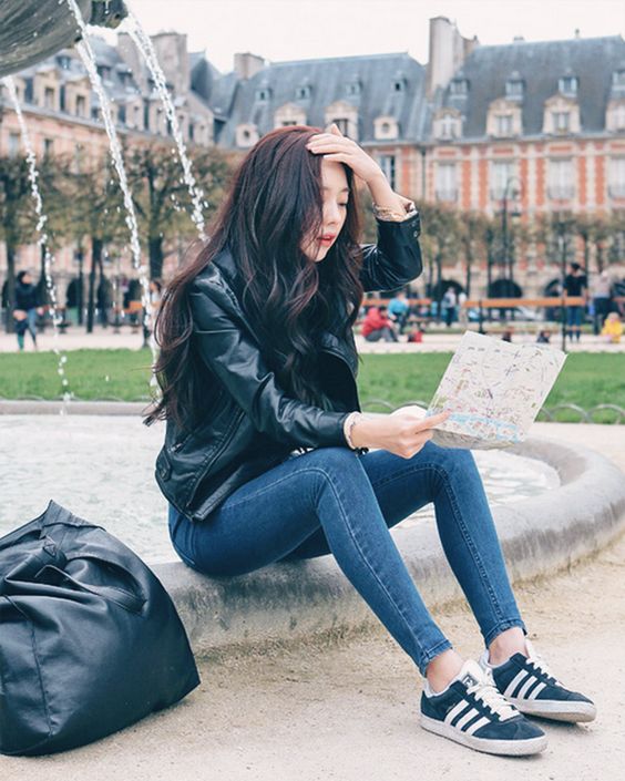 運動鞋　嬌小女孩